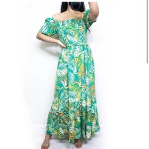 BETSEY JOHNSON Smocked Maxi Dress in Green Tropical Leaf Print Size X-Small